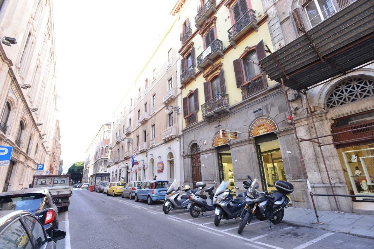 Izzhome Full Center Cozy Cagliari Bagian luar foto